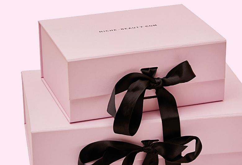 GIFT WRAPPING
